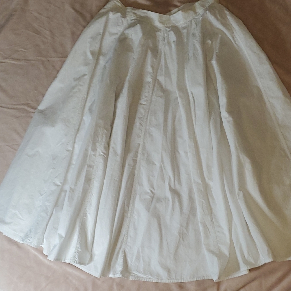 Island Company Elegant White Women's Skirt
